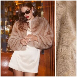 ASTR the Label ~ DOXEY FAUX FUR CROPPED JACKET
